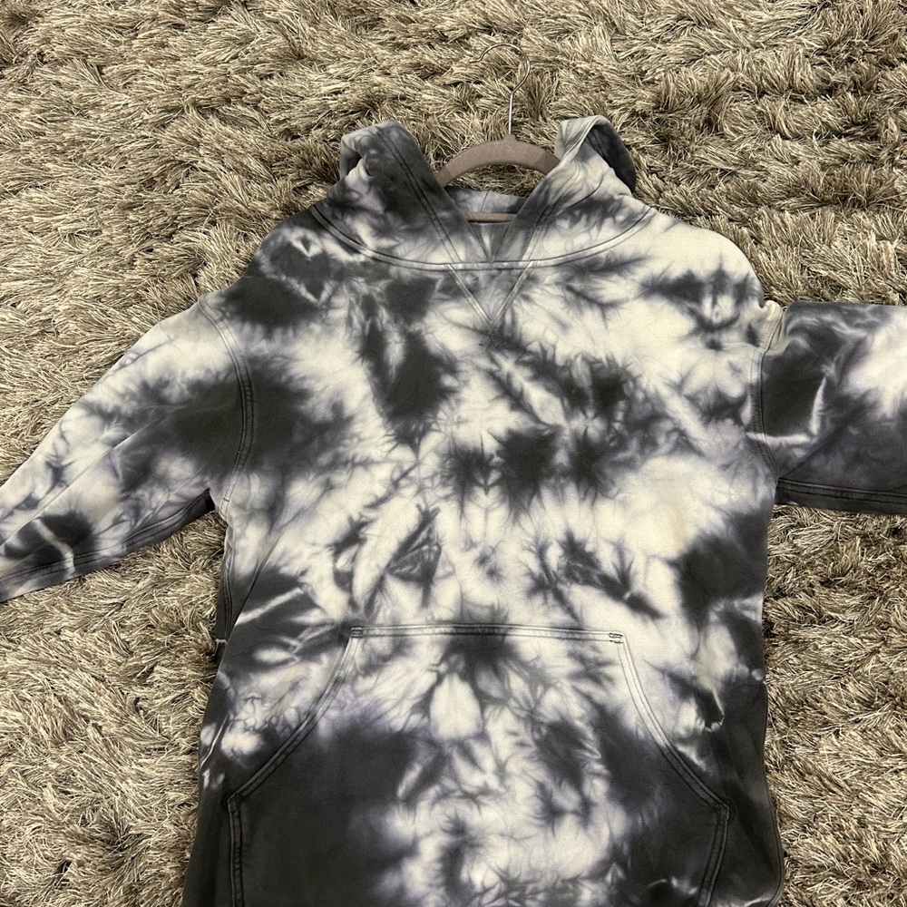Tie dye lululemon hoodie